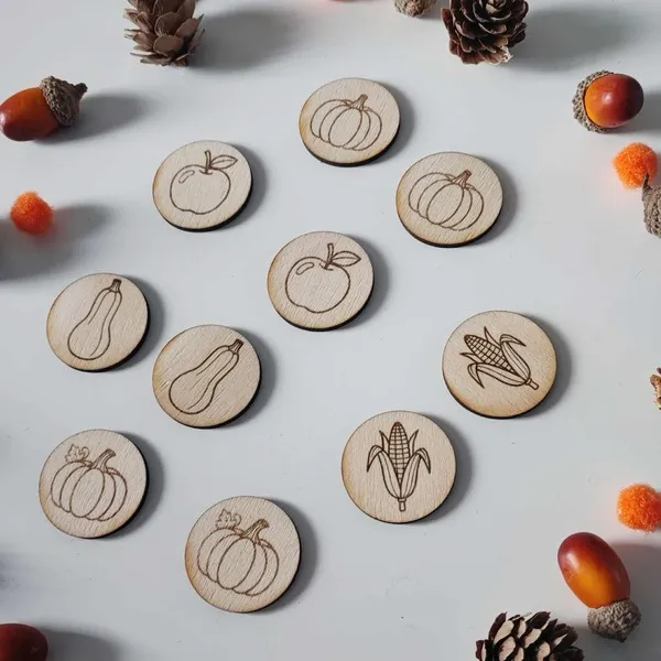 Jetons ronds en bois gravés de légumes et fruits d’automne pour activités éducatives Montessori