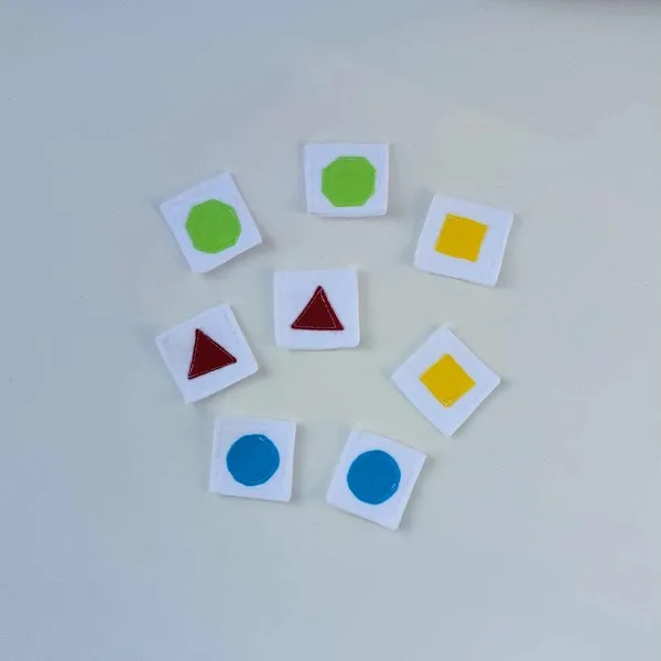 Cartes en feutrine formes géométriques colorées pour apprentissage Montessori