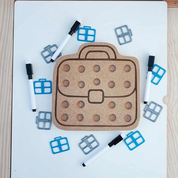 Plateau cartable en MDF pour activités de motricité fine avec accessoires éducatifs