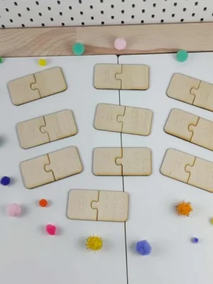 Puzzle éducatif en bois pour apprendre les chiffres de 0 à 9 et les quantités associées
