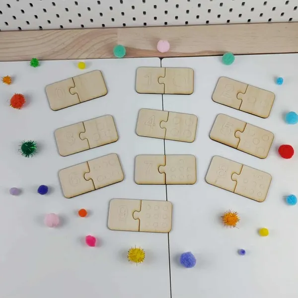 Puzzle éducatif en bois pour apprendre les chiffres de 0 à 9 et les quantités associées