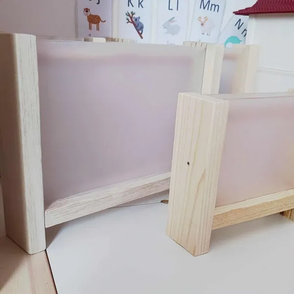Fenêtres sensorielles artisanales en bois naturel avec plaque translucide, matériel d’éveil pour jeunes enfants
