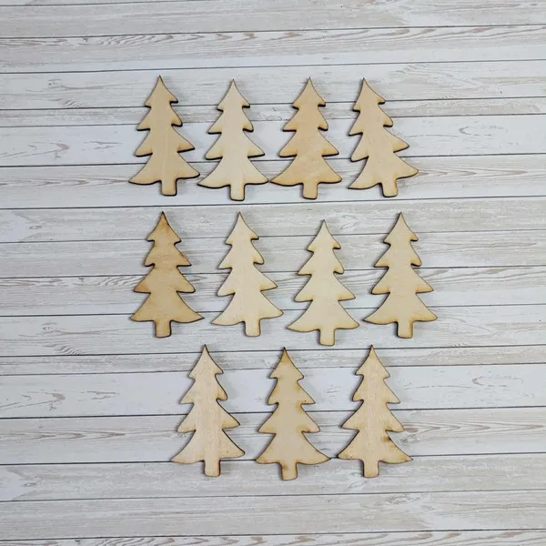 Sapin de Noël en bois découpé au laser, formes naturelles pour décoration ou activités manuelles