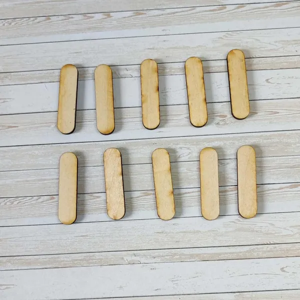 Petits jetons en bois brut de forme rectangulaire arrondie pour activités manuelles et jeux éducatifs