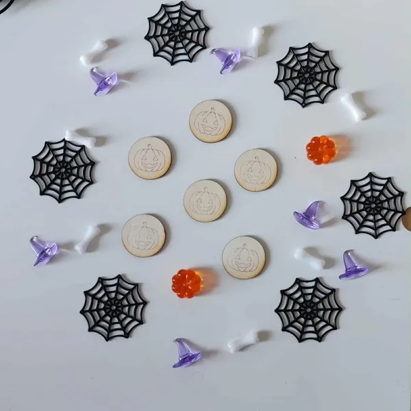 Jetons citrouilles en bois pour activités d’Halloween Montessori
