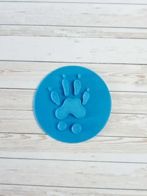 Empreinte d’animal en plastique bleu imprimée en 3D, forme ronde en PLA pour activités sensorielles et jeux d’apprentissage