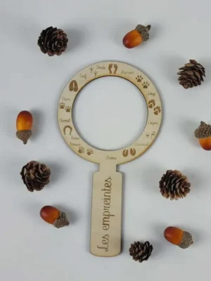 Loupe éducative en bois gravée des empreintes d’animaux pour apprentissage Montessori