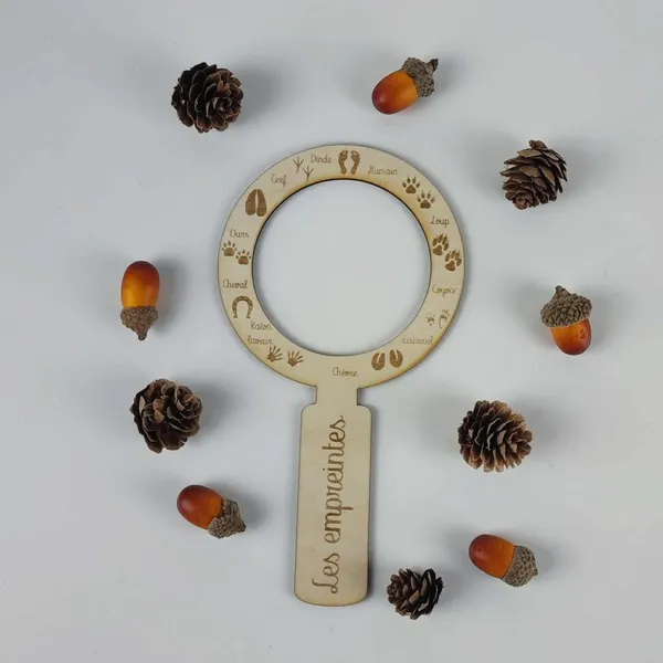 Loupe éducative en bois gravée des empreintes d’animaux pour apprentissage Montessori
