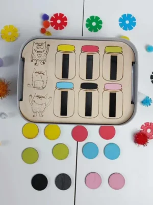 Jeu éducatif en bois du Monstre des couleurs avec pots à émotions et jetons colorés à trier