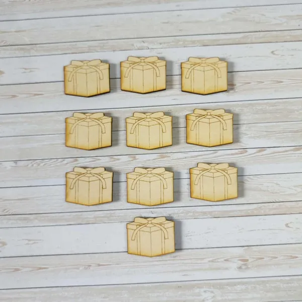 Petits cadeaux en bois gravé avec ruban, pour activités de Noël, jeux éducatifs ou créations artisanales