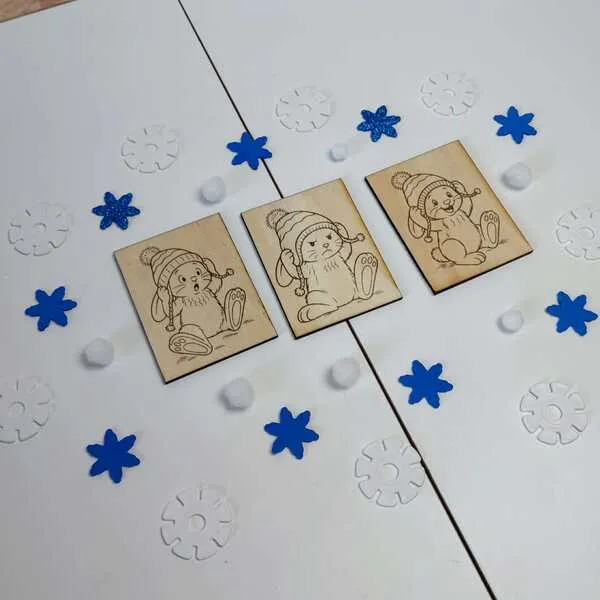 Cartes en bois gravées lapin hiver avec différentes expressions pour activité éducative enfant