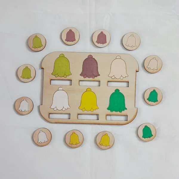 Jeu de tri muguet en bois enfant jetons couleurs activité Montessori motricité fine