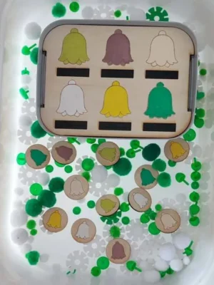 Jeu de tri couleurs muguet enfant insert Trofast activité sensorielle Montessori pompons et jetons bois