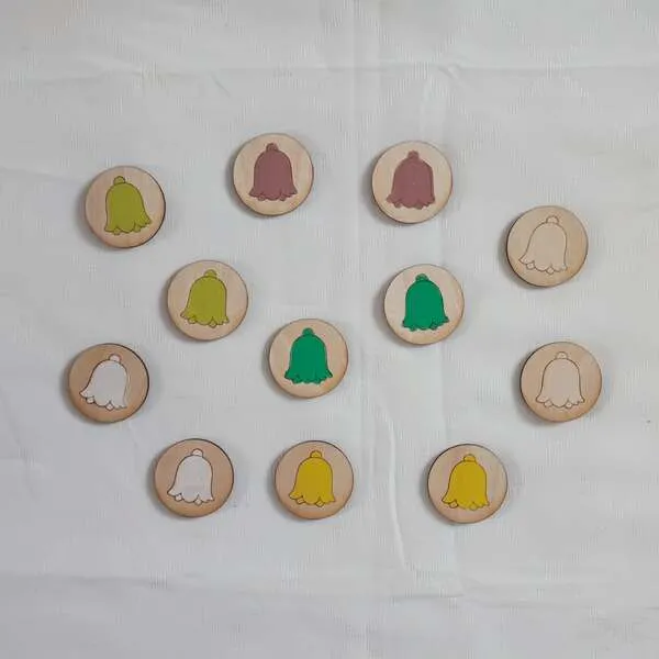 Jetons muguet en bois enfant couleurs activité éducative tri et motricité fine Montessori