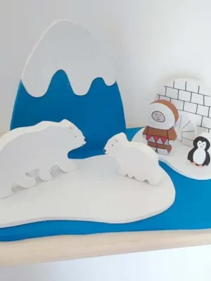 Mini monde banquise en bois avec ours polaires, igloo et personnage esquimau.