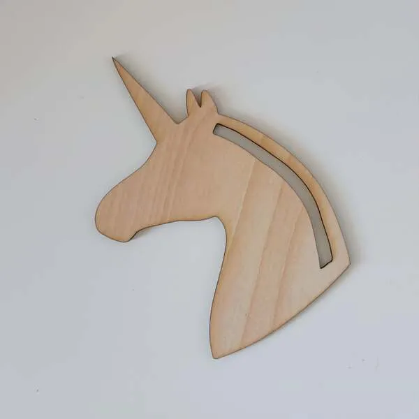 Support licorne en bois brut activité créative enfant