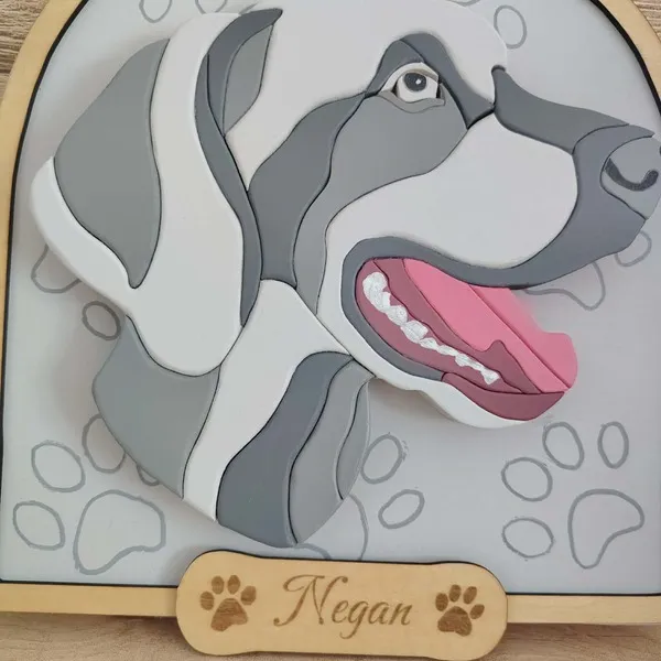 Portrait personnalisé de chien en bois avec prénom Negan
